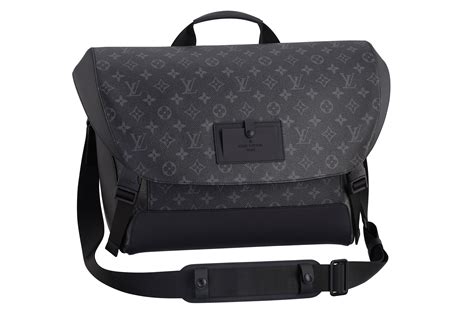 m61870 lv|Auth Louis Vuitton Pouch Monogram Eclipse iPad Cover Box .